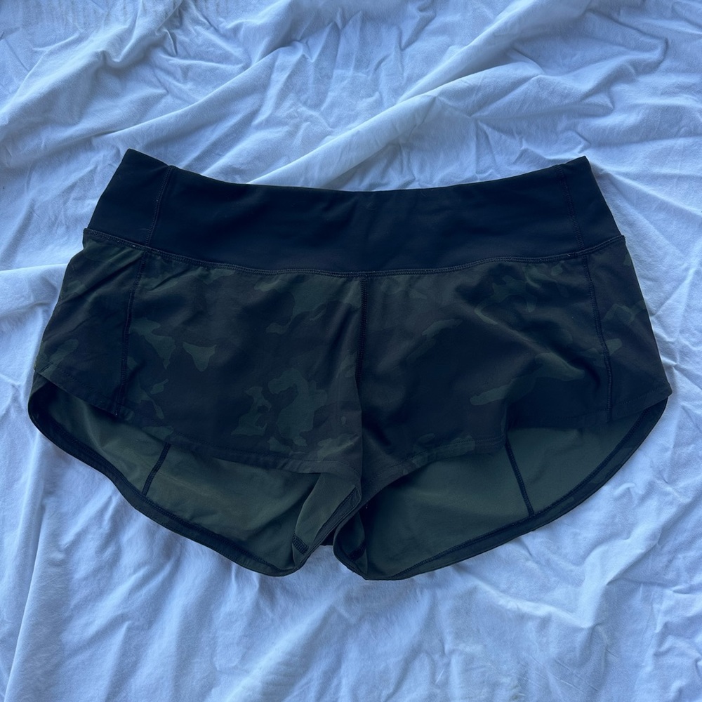 Lululemon camo speedup shorts